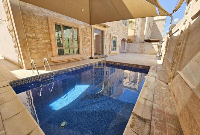 961566 - Property Image 3