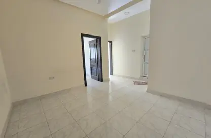 Apartment - 2 Bedrooms - 1 Bathroom for rent in Gudaibiya - Manama - Capital Governorate