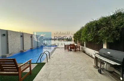 Villa - 5 Bedrooms - 7 Bathrooms for rent in Amwaj Islands - Muharraq Governorate
