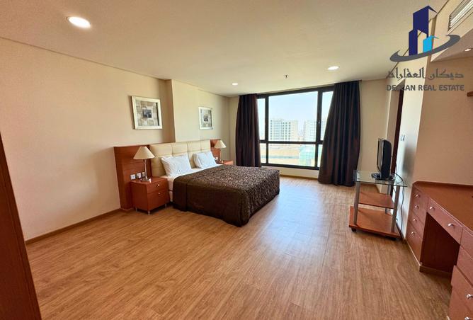 975655 - Property Image 2