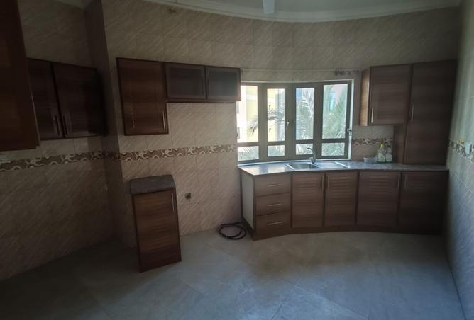 961233 - Property Image 3