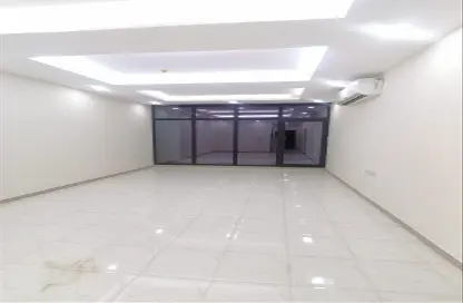 Apartment - 2 Bedrooms - 2 Bathrooms for rent in Hidd - Muharraq Governorate Apartment - 2 Bedrooms - 2 Bathrooms for rent in Hidd - Muharraq Governorate