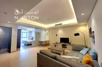 Apartment - Studio - 2 Bathrooms for rent in Busaiteen - Muharraq Governorate