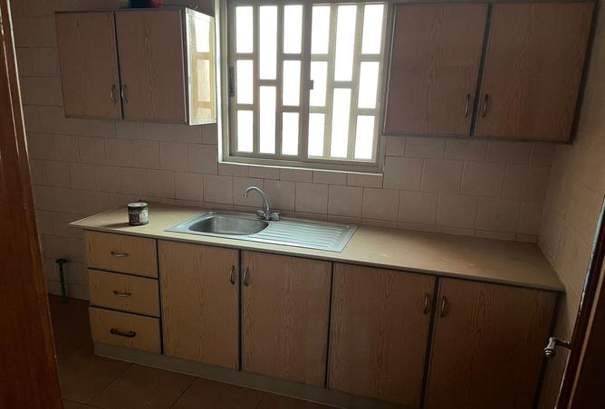 976765 - Property Image 2