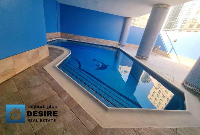 985518 - Property Image 2