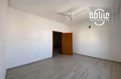 شقة - 3 غرف نوم - 2 حمامات للايجار في جد علي - المحافظة الوسطى