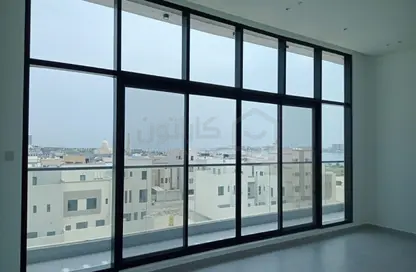 Shop - Studio - 1 Bathroom for rent in Sarat - Diyar Al Muharraq - Muharraq Governorate