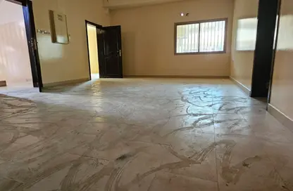 Apartment - 4 Bedrooms - 3 Bathrooms for rent in Riffa - Southern Governorate