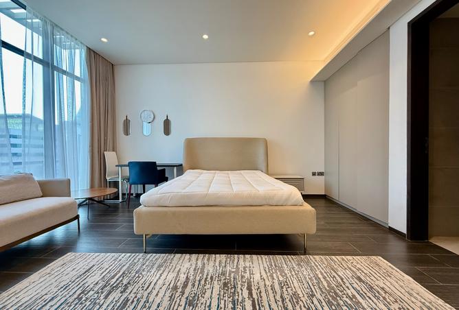 979658 - Property Image 2