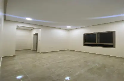 شقة - 2 غرف نوم - 2 حمامات للايجار في الجنبية - المحافظة الشمالية