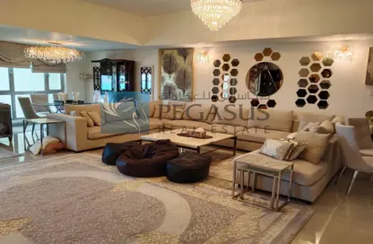 Living Room image for: Apartment - 2 Bedrooms - 2 Bathrooms for sale in Amwaj Avenue - Amwaj Islands - Muharraq Governorate, Image 1