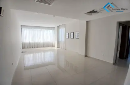 Office Space - Studio - 2 Bathrooms for rent in Seef - Capital Governorate