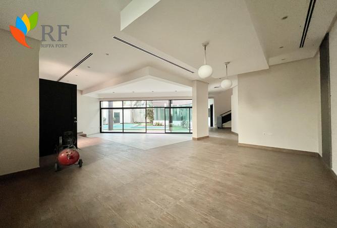 986133 - Property Image 2