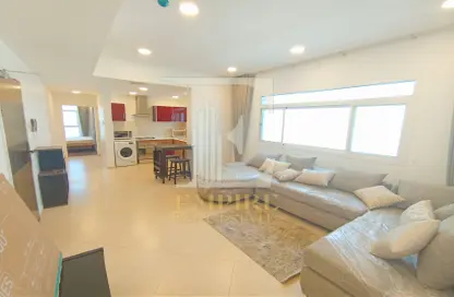 Apartment - 2 Bedrooms - 2 Bathrooms for rent in Janabiya - Northern Governorate