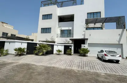 Villa - 6 Bedrooms - 7 Bathrooms for sale in Hamala - Northern Governorate