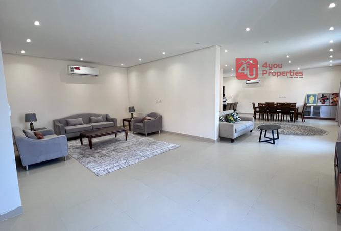 975665 - Property Image 3