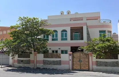 Outdoor Building image for: Villa - 5 Bedrooms - 6 Bathrooms for rent in Hidd - Muharraq Governorate, Image 1