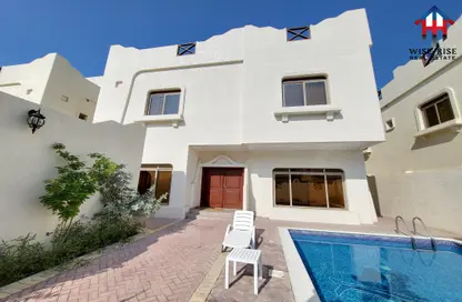 Compound - 4 Bedrooms - 5 Bathrooms for rent in Saar - Northern Governorate