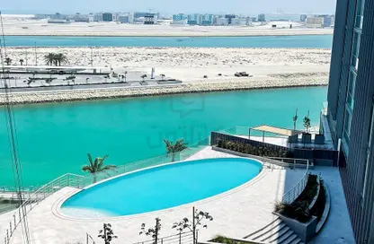 Pool image for: Apartment - 3 Bedrooms - 4 Bathrooms for rent in Canal View - Dilmunia Island - Muharraq Governorate, Image 1