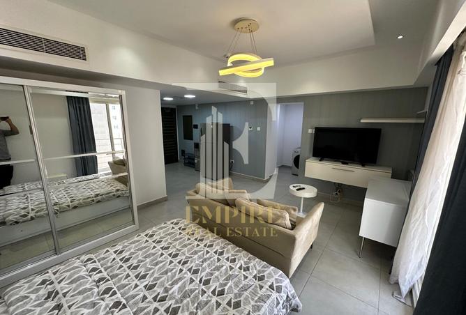 975907 - Property Image 3