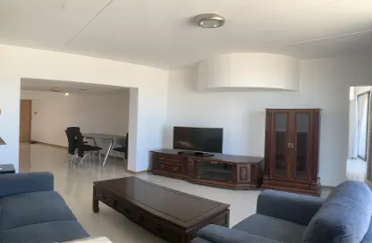 Living / Dining Room image for: Apartment - 1 Bedroom - 1 Bathroom for rent in Exhibition Road - Hoora - Capital Governorate, Image 1