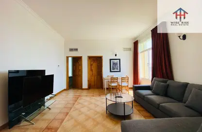 Apartment - 2 Bedrooms - 2 Bathrooms for rent in Mahooz - Manama - Capital Governorate