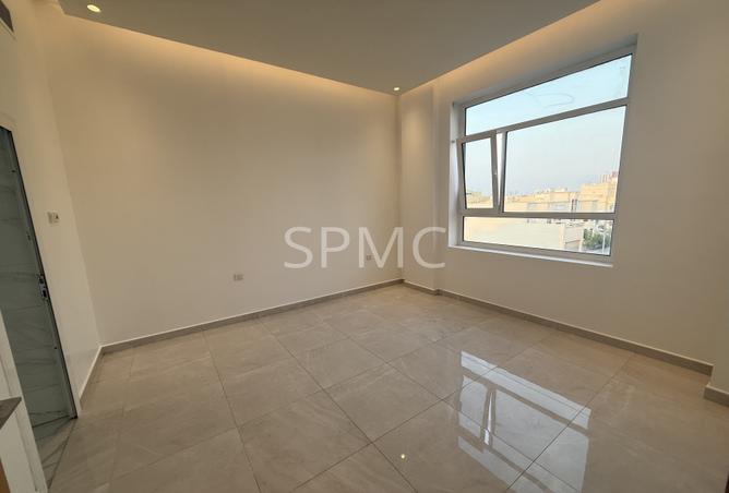 960468 - Property Image 3