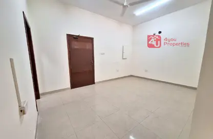 Apartment - 2 Bedrooms - 2 Bathrooms for rent in Manama - Capital Governorate