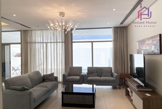 978946 - Property Image 2