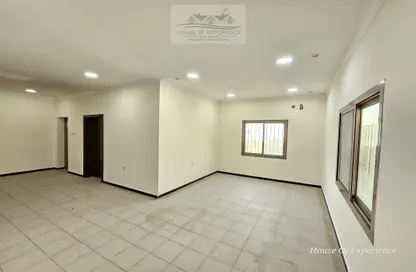Apartment - 3 Bedrooms - 2 Bathrooms for rent in Jid Ali - Central Governorate
