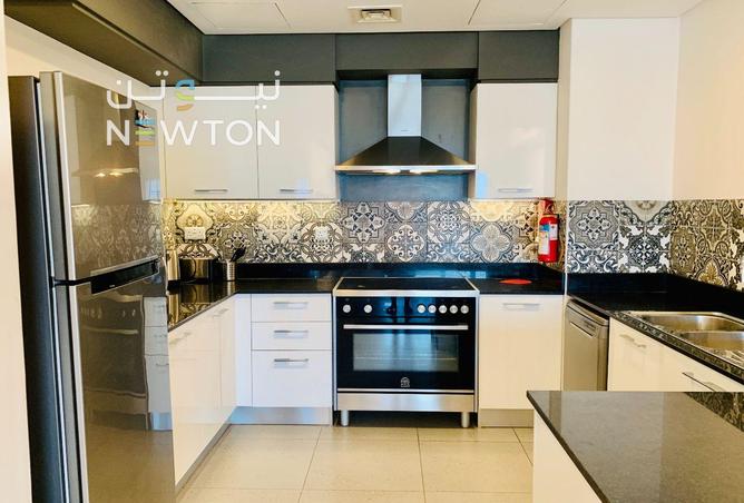 989437 - Property Image 2