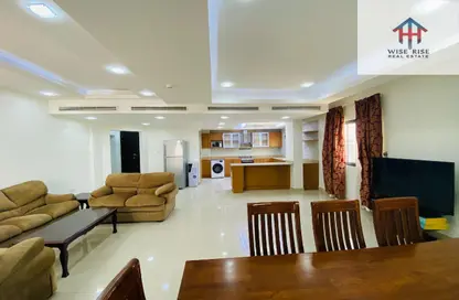 Apartment - 3 Bedrooms - 2 Bathrooms for rent in Zinj - Manama - Capital Governorate