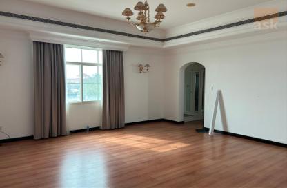 Villa - 5 Bedrooms - 7 Bathrooms for rent in Saar - Northern Governorate