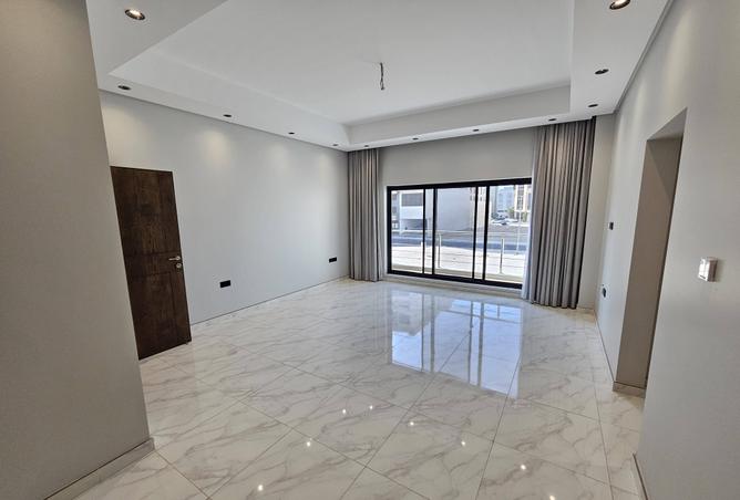 973092 - Property Main Image