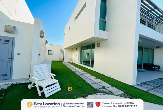 876015 - Property Image 3