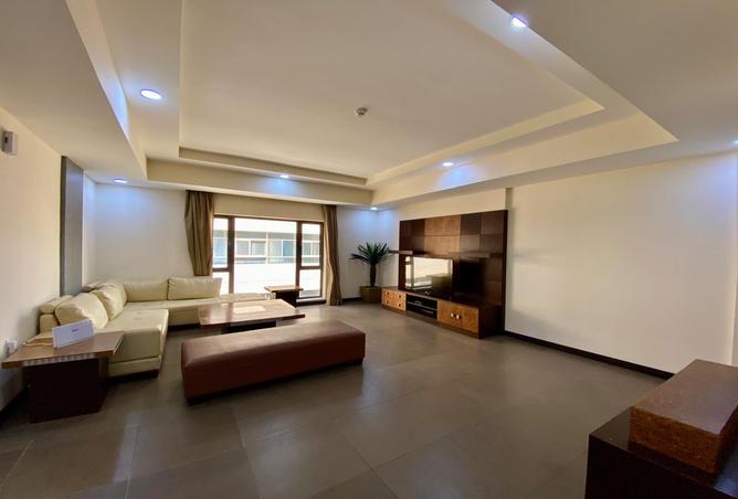 975887 - Property Image 3