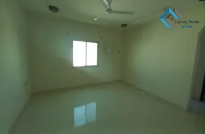 Empty Room image for: Apartment - 2 Bedrooms - 3 Bathrooms for rent in Alhajiyat - Riffa - Southern Governorate, Image 1