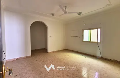 Apartment - 2 Bedrooms - 2 Bathrooms for rent in Janabiya - Northern Governorate