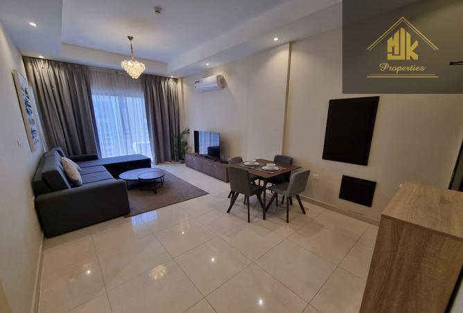956106 - Property Image 2