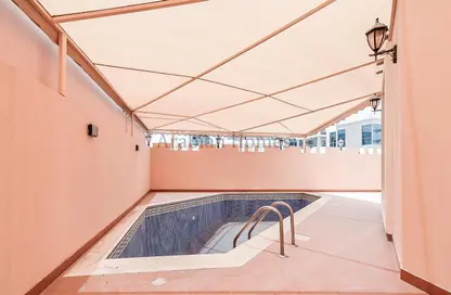 صورة لـ حوض سباحة فيلا - 4 غرف نوم - 5 حمامات للبيع في الماحوز - المنامة - محافظة العاصمة ، صورة رقم 1