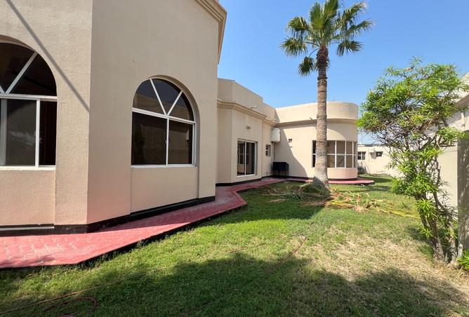 961462 - Property Image 2