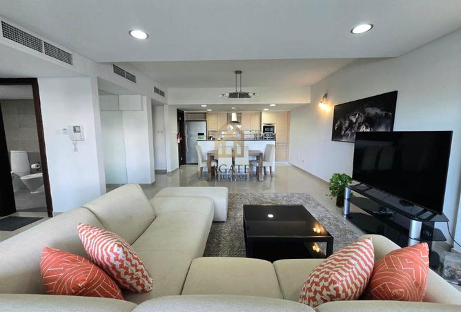 978228 - Property Image 2