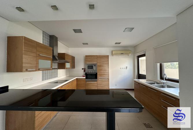 958290 - Property Image 3