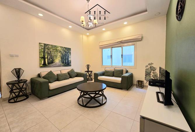 920777 - Property Image 2