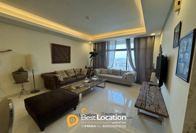 881285 - Property Image 2