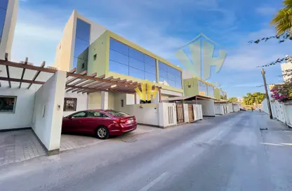 Apartment - 3 Bedrooms - 4 Bathrooms for rent in Um Al Hasam - Manama - Capital Governorate