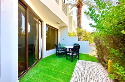 Villa - 2 Bedrooms - 4 Bathrooms for rent in Najma - Amwaj Islands - Muharraq Governorate
