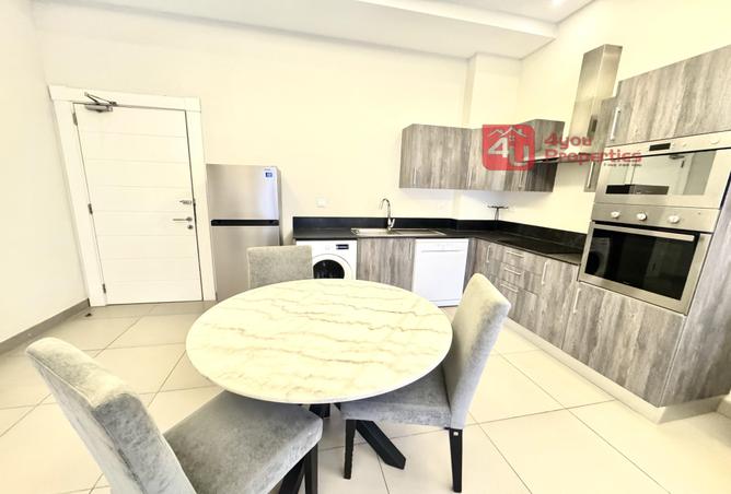 984557 - Property Image 2