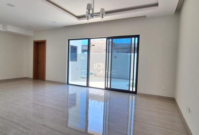 963197 - Property Image 3