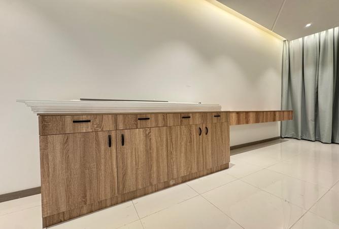 956866 - Property Image 3